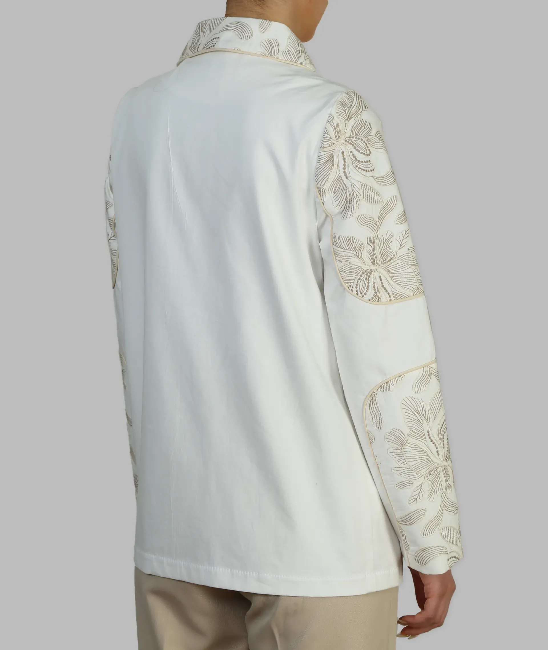 مانتو زنانه پوپلین یقه شکاری