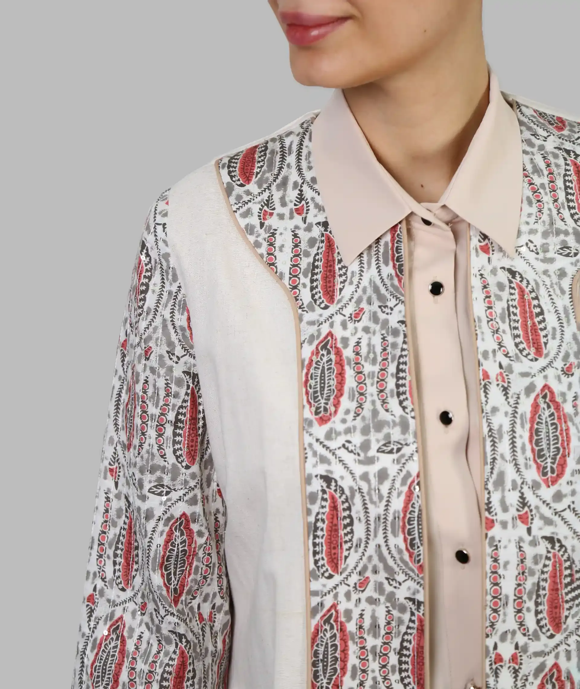 مانتو لینن یقه گرد کوک دوزی چاکدار